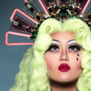 Meet your Posher, Dakota