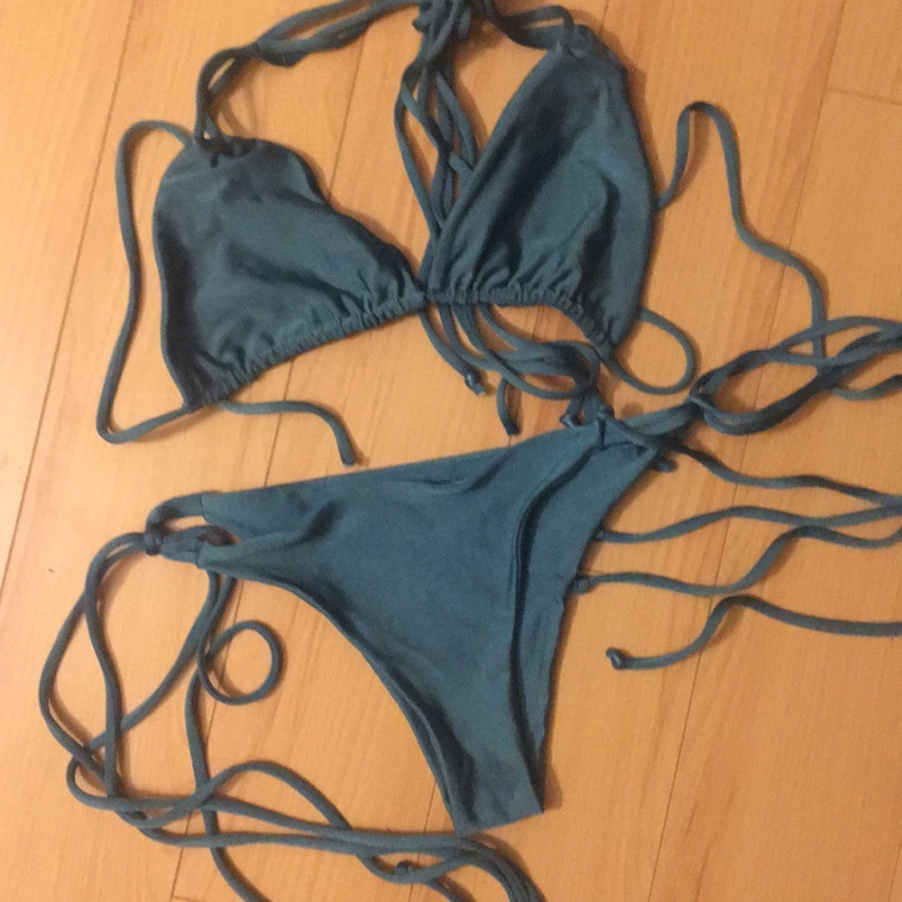Mikoh suit