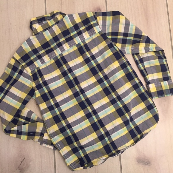 Yellow and blue button down shirt - Picture 4 of 4