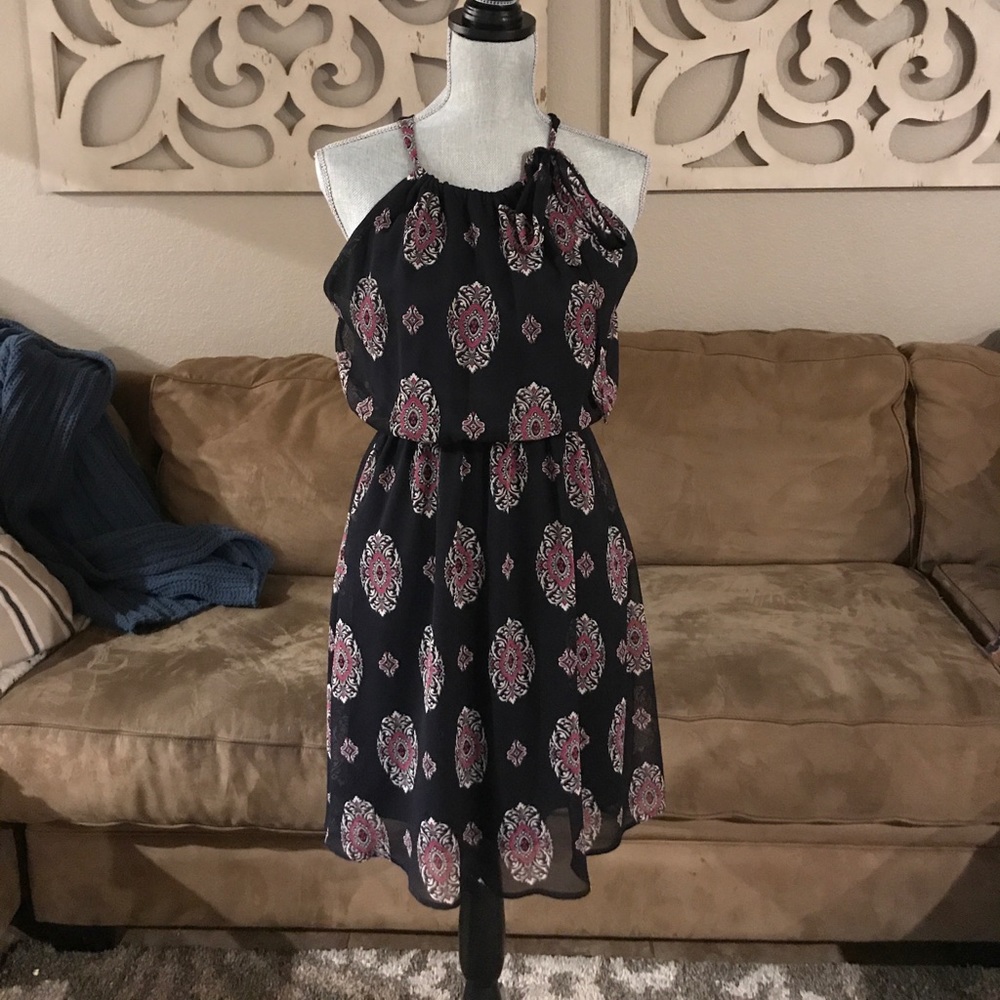 Halter neck dress