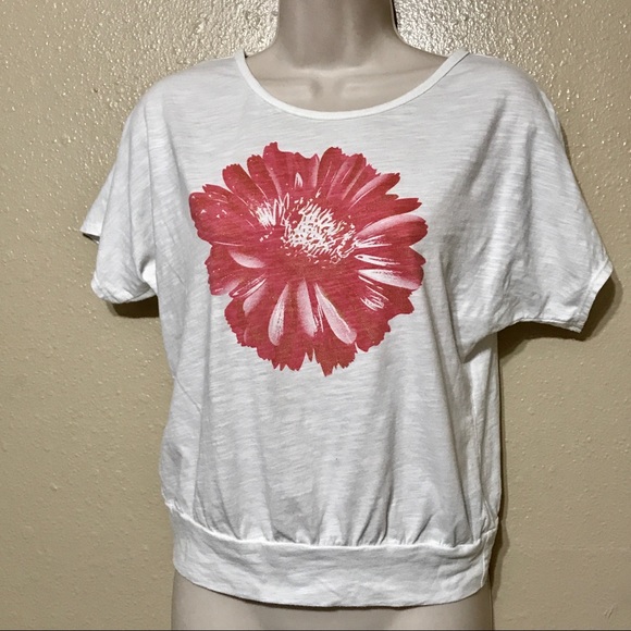 Amy Byer Other - 3/$25💎 GIRLS Amy Byer Pink Flower Top
