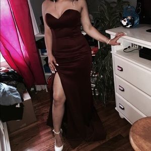 Simple classy prom dress, worn once!!