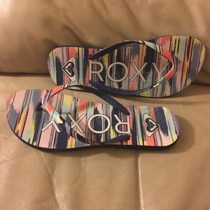 Roxy flip flops