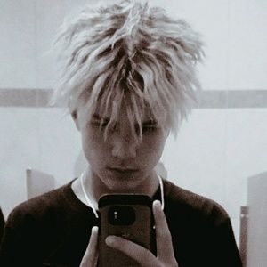 Meet your Posher, Tj