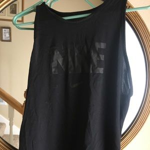 Nike workout tank