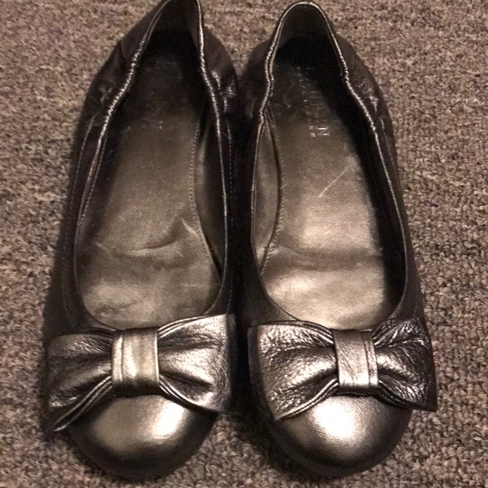 leather Ralph Lauren flats in gold
