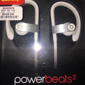Powerbeats 2