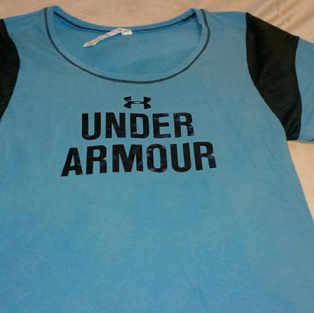 Under armour cropped t-shirt tee medium euc