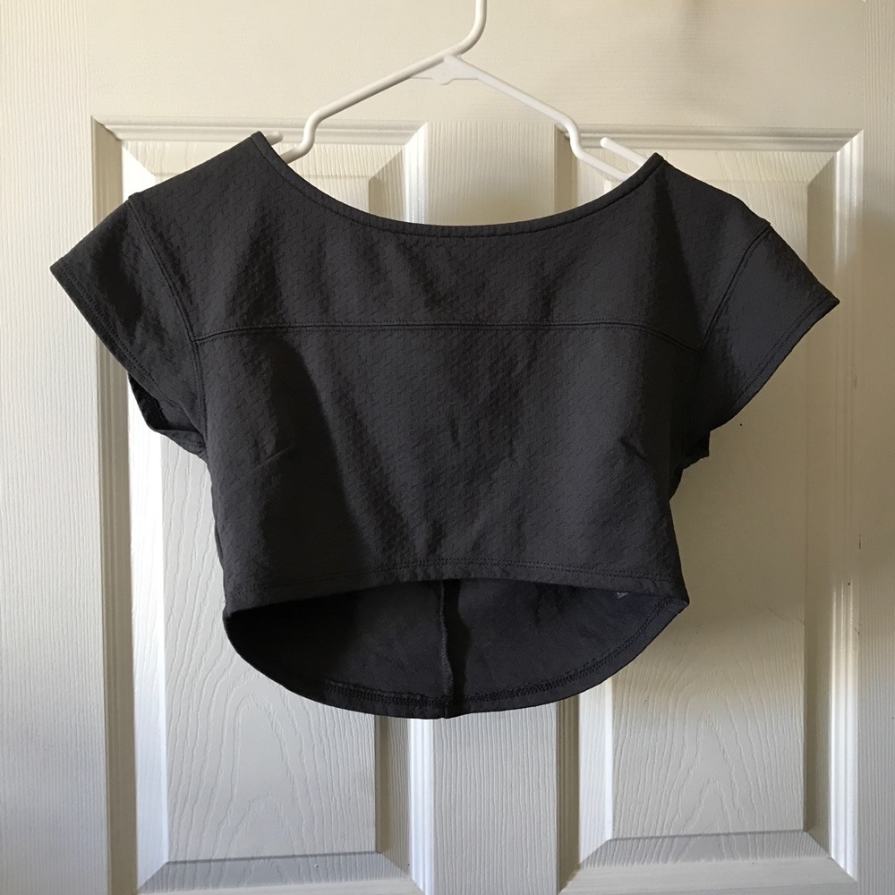 Grey crop with pencil skirt