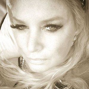 Meet your Posher, Colette