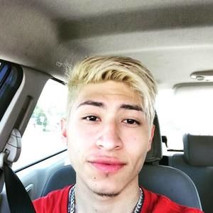 Meet your Posher, Nicholas