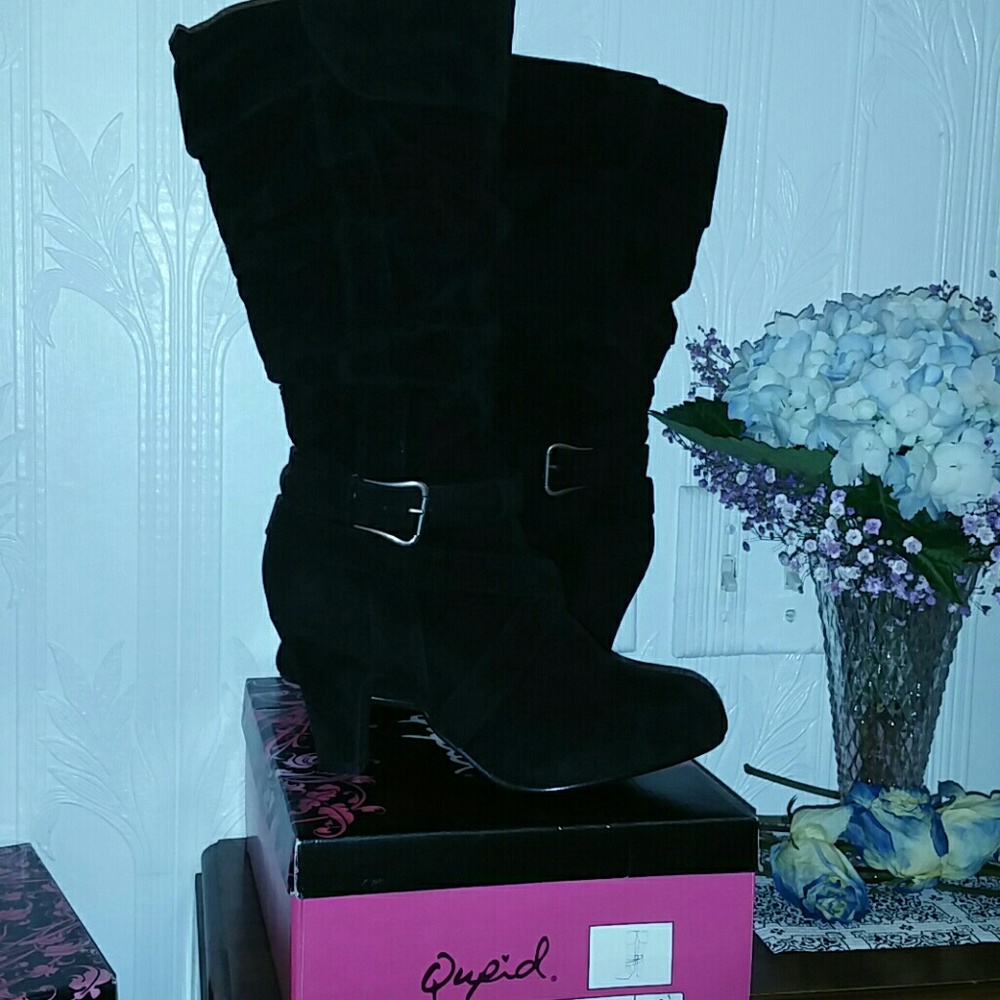 Qupid Calf length boots 7.5