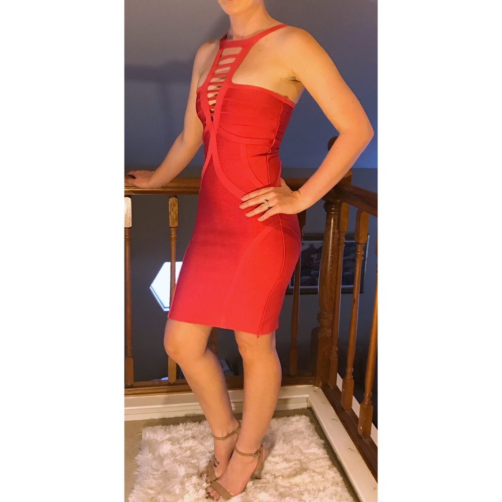Bebe Bodycon Dress π¦ - Picture 2 of 3