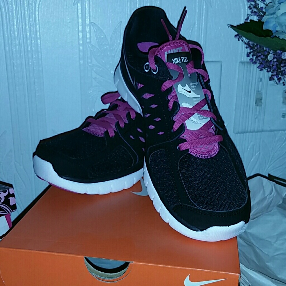 AWESOME RARE NIKE FLEX 2013
