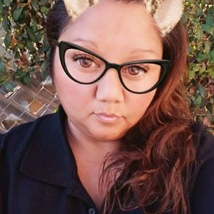 Meet your Posher, Pita