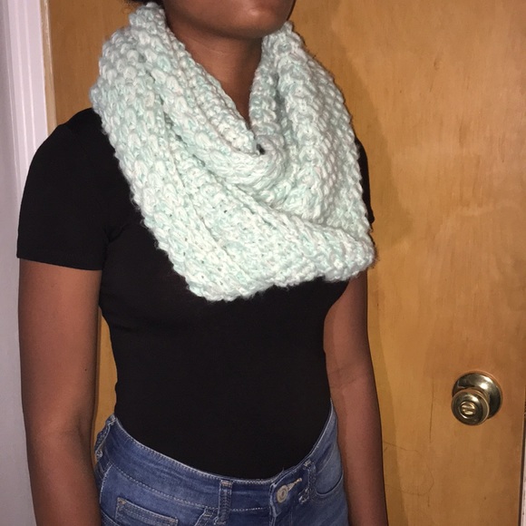 Scarves - Picture 2 of 4