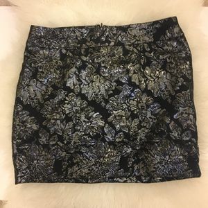 Medium Black mini skirt