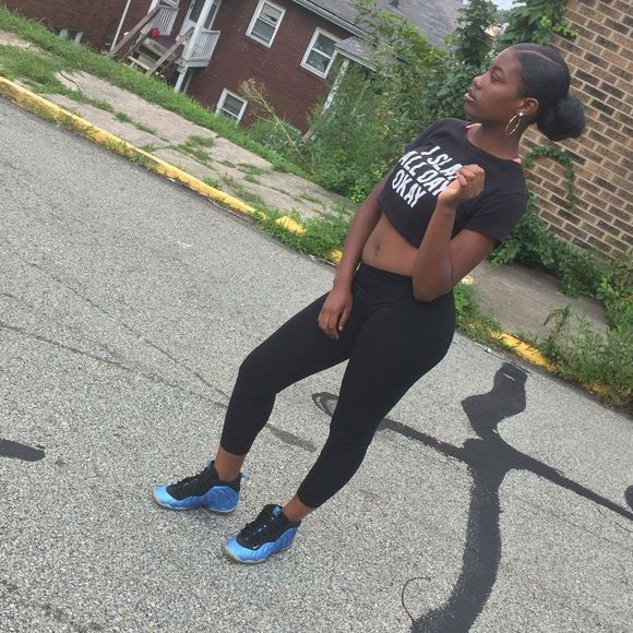 Meet your Posher, Đinkä - Picture 1 of 1