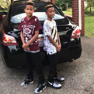 Meet your Posher, Tosha