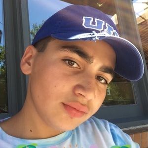 Meet your Posher, Omar