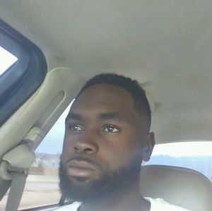 Meet your Posher, Dee