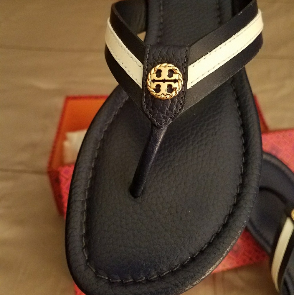 Authentic never worn. - Picture 2 of 4