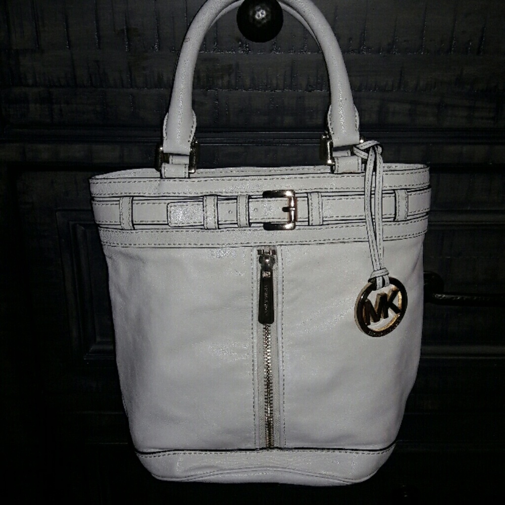 Michael Kors small bucket bag