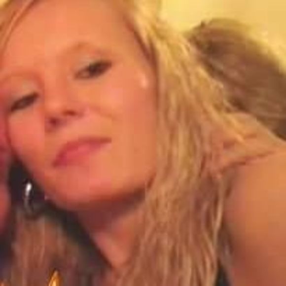 Meet your Posher, Nikki - Picture 1 of 1