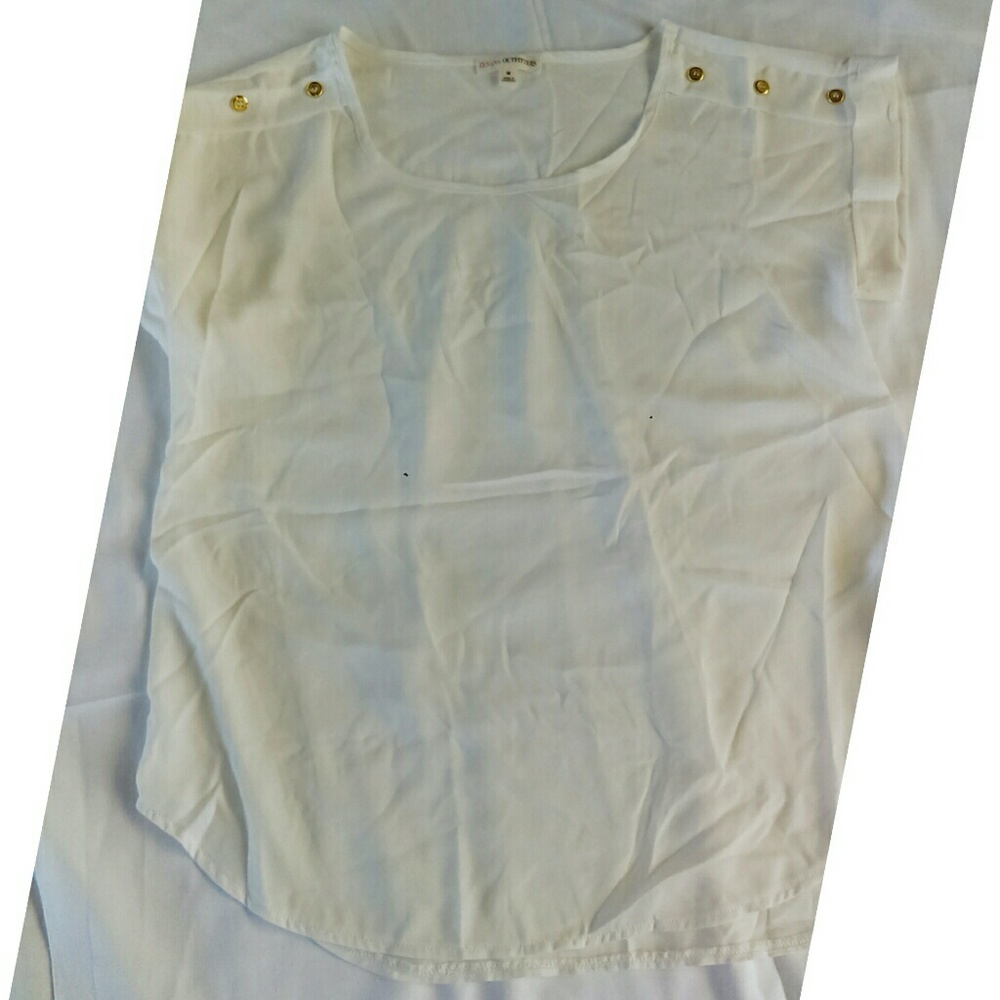 Zenana Outfitters white sheer top