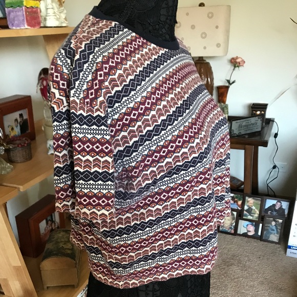 CUTE BOHO CROP TOP - Picture 2 of 5