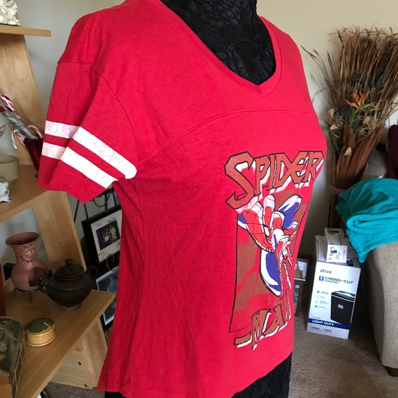 SPIDER MAN DISTRESSED RED BASEBALL TSHIRT - Picture 3 of 5