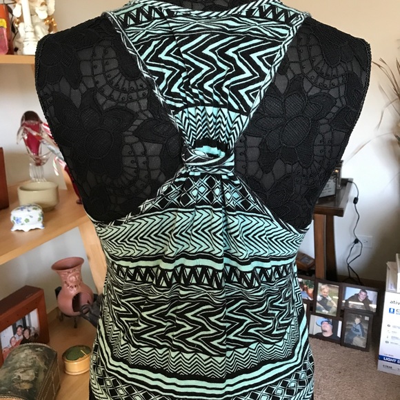 BOHO PRINT LIGHT BLUE AND BLACK RACERBACK TANK TOP - Picture 4 of 5