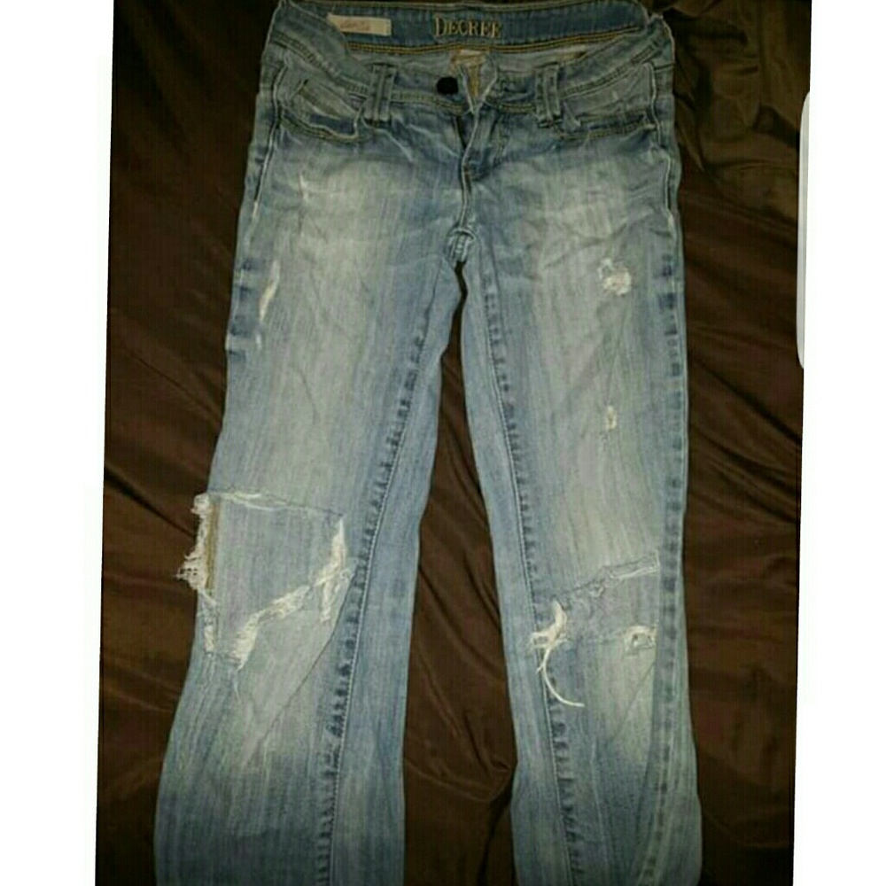 Buckle Jeans