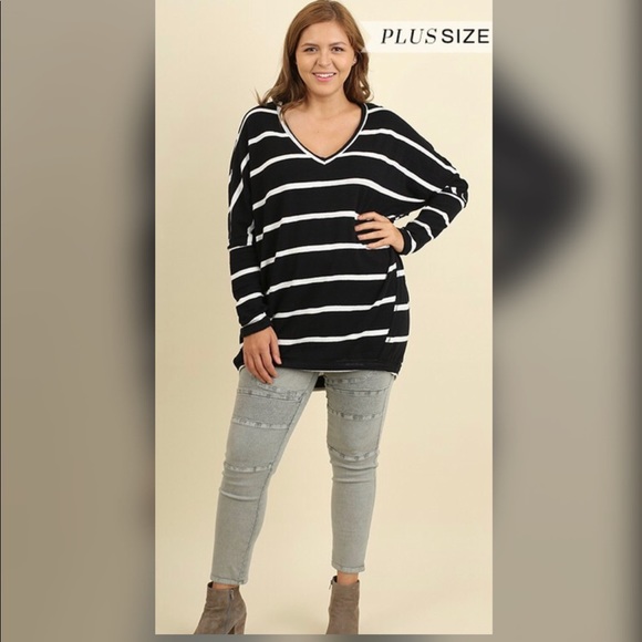 SALE✅✅XL LEFT!!✅✅Trisha Striped Scoop Neck Top✅✅ - Picture 2 of 3