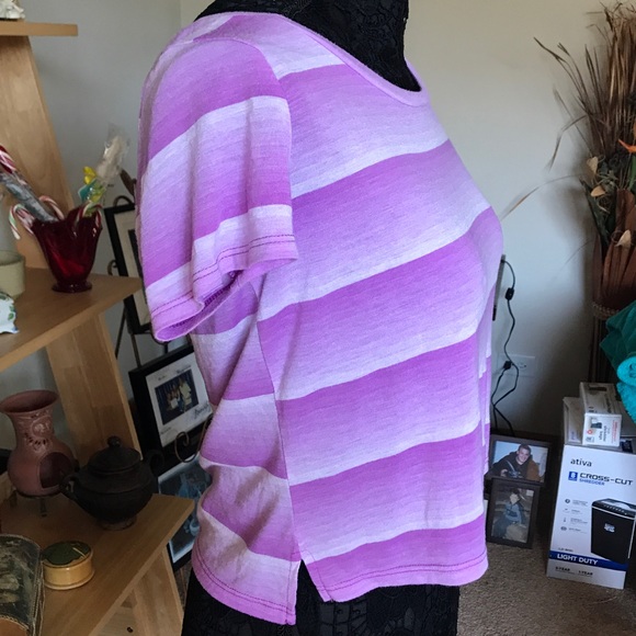 AEO PURPLE /WHITE STRIPE SOFT CROP TOP - Picture 3 of 5