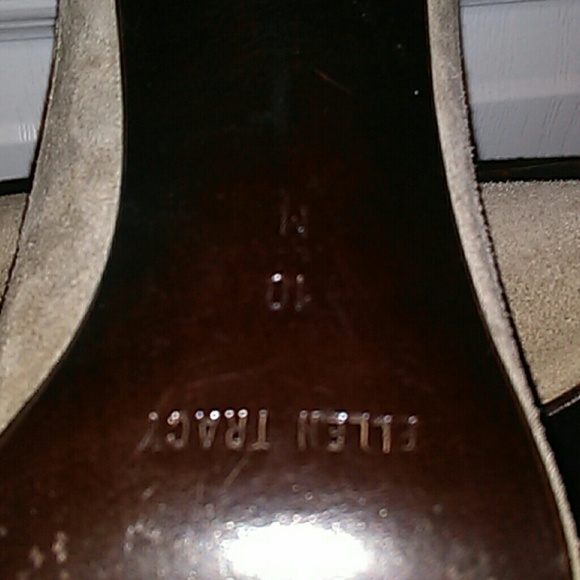 Ellen Tracy suede pumps like new - Picture 4 of 6