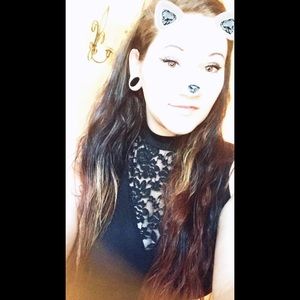 Meet your Posher, Melissa