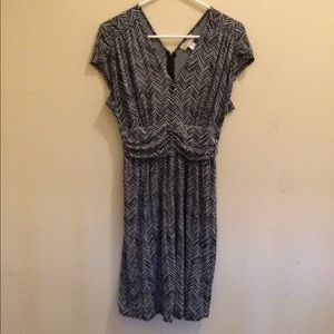 Knee length cap sleeve dress