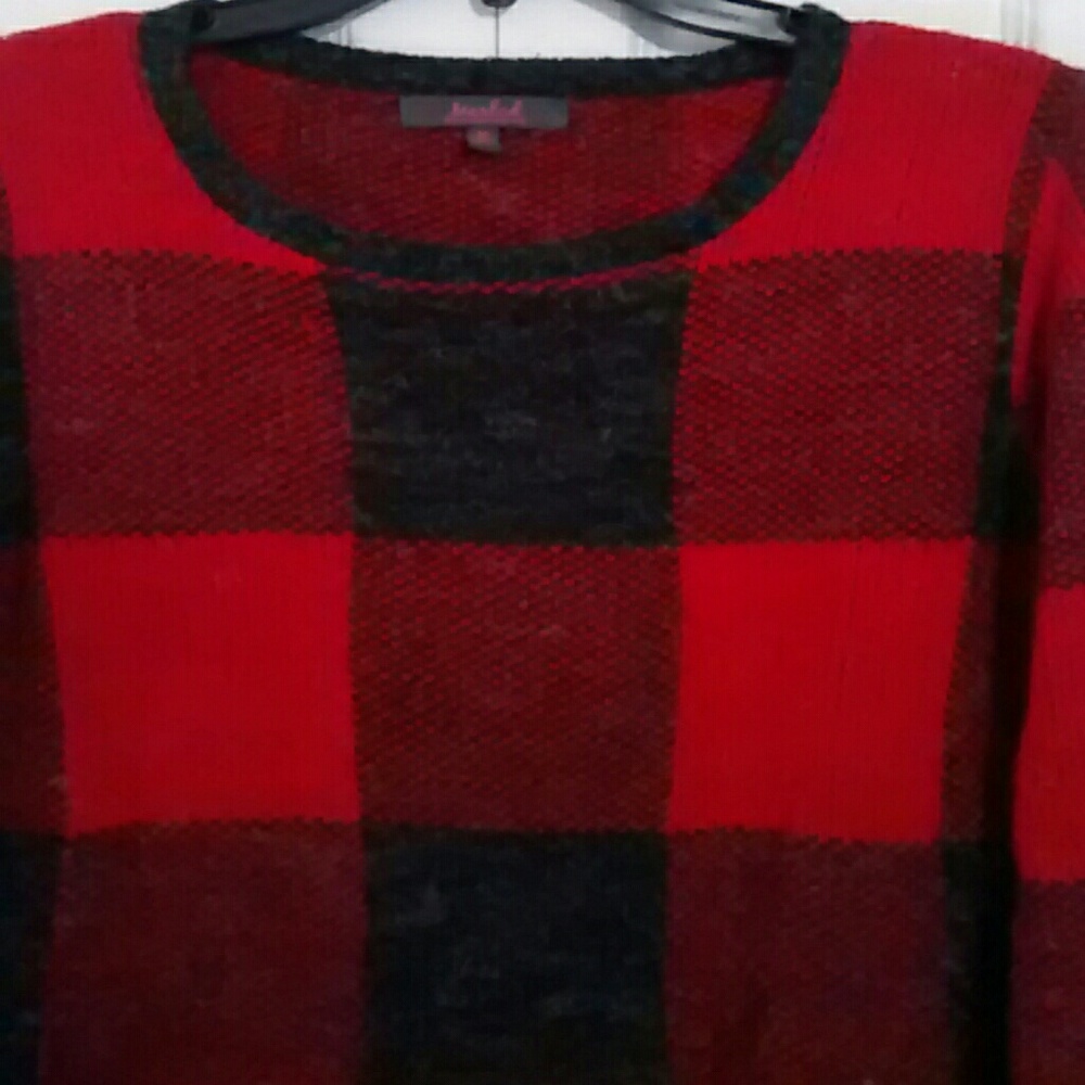 Sweater - Picture 2 of 6