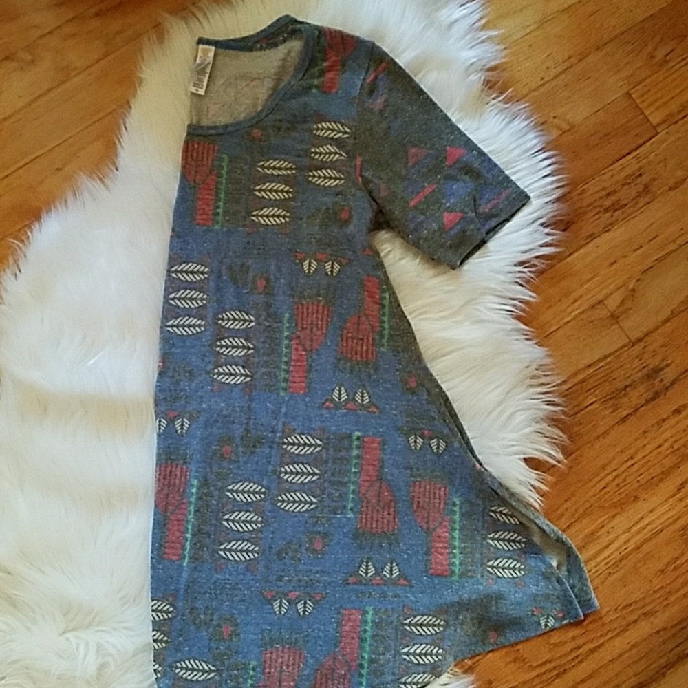 Lularoe PERFECT tee