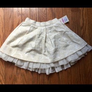 Super cute 3T cream and gold skirt