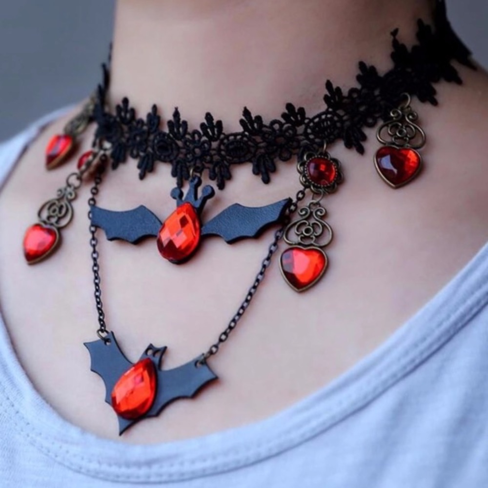 GLAM-BAT Halloween Chocker 🔮 Cute!