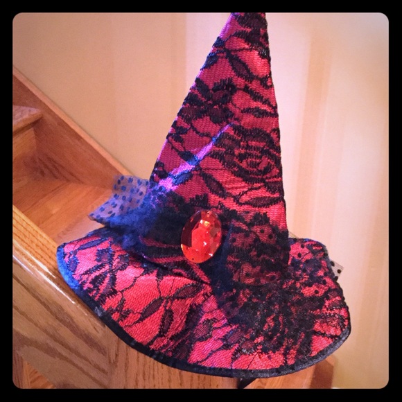 Witches Hat Red Halloween 👻 🎃 - Picture 1 of 2