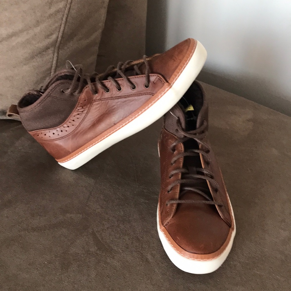 J Shoes - Brown high tops - Size US 6 - never worn