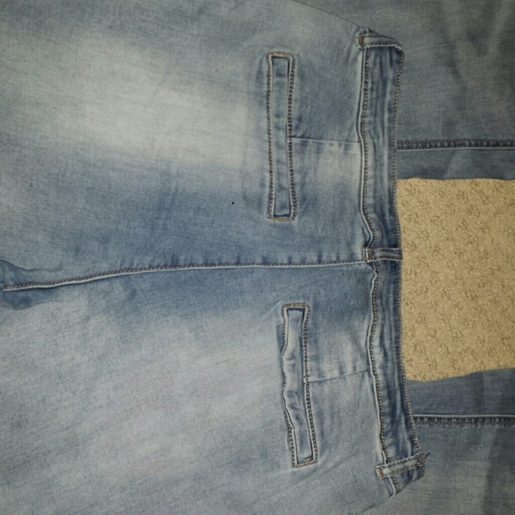 Jeans - Picture 2 of 3