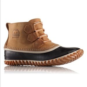 Sorel women's Out N About duckboot size 7 EUC