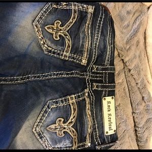 Rock Revival July boot cut. Mid rise.