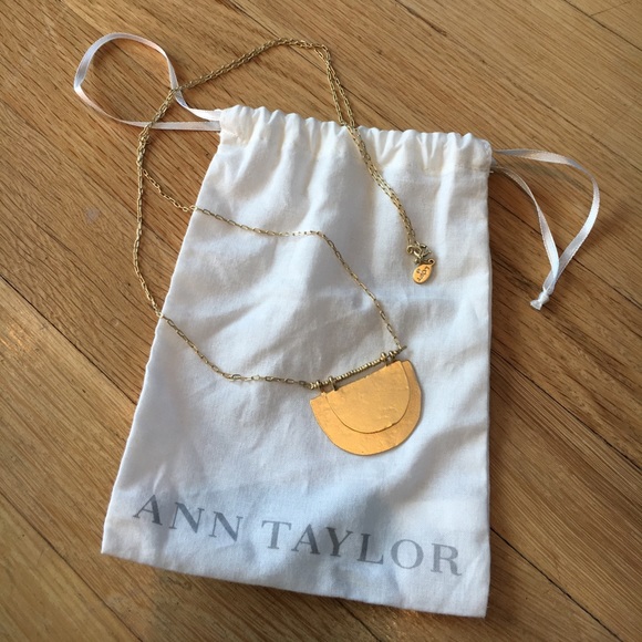 LOFT Accessories - Ann Taylor Loft Gold Necklace with Pouch ✨