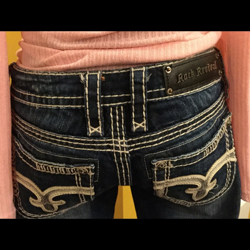 Rock Revival. Kella Cropped Jeans. Size 27.