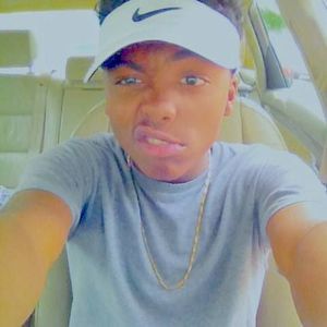 Meet your Posher, Yon